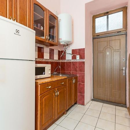 Квартира На Вулиці Федорова 29 Біля Площі Ринок Підвальна 利沃夫 外观 照片
